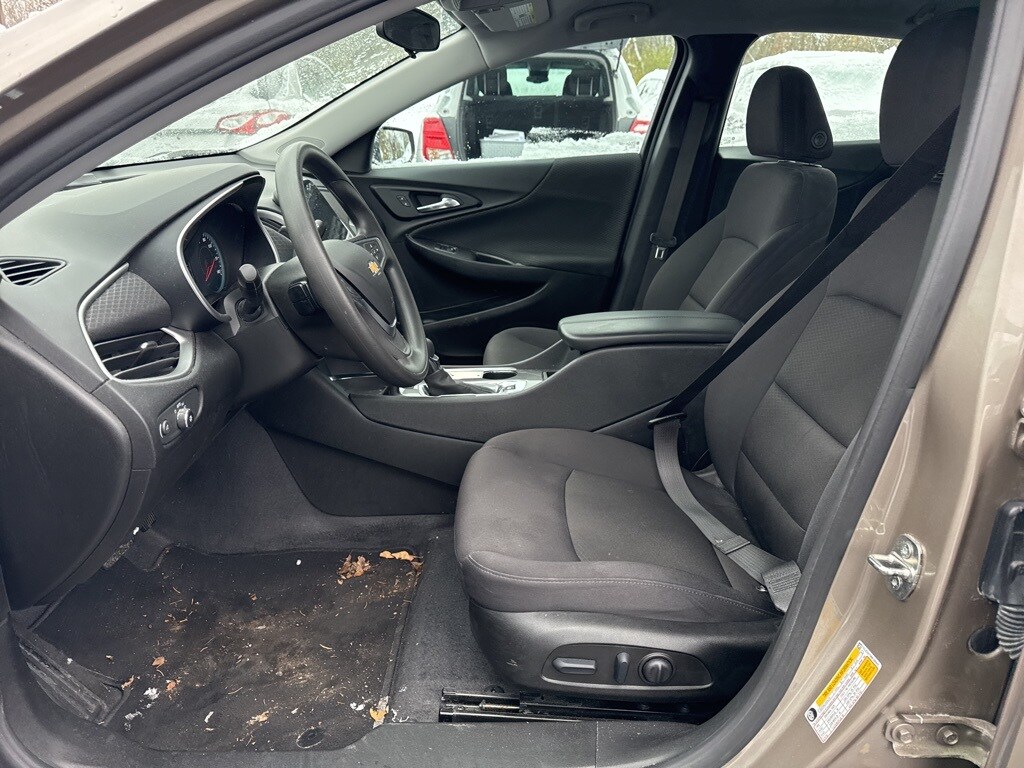 Used 2022 Chevrolet Malibu LT Sedan