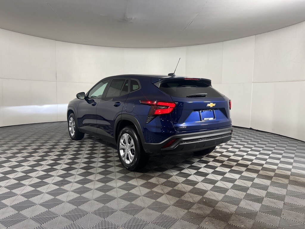 Used 2024 Chevrolet Trax LS SUV