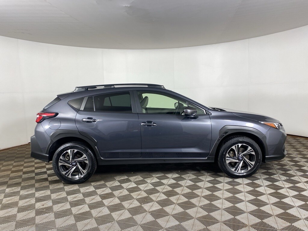 2024 Subaru Crosstrek Premium photo 2