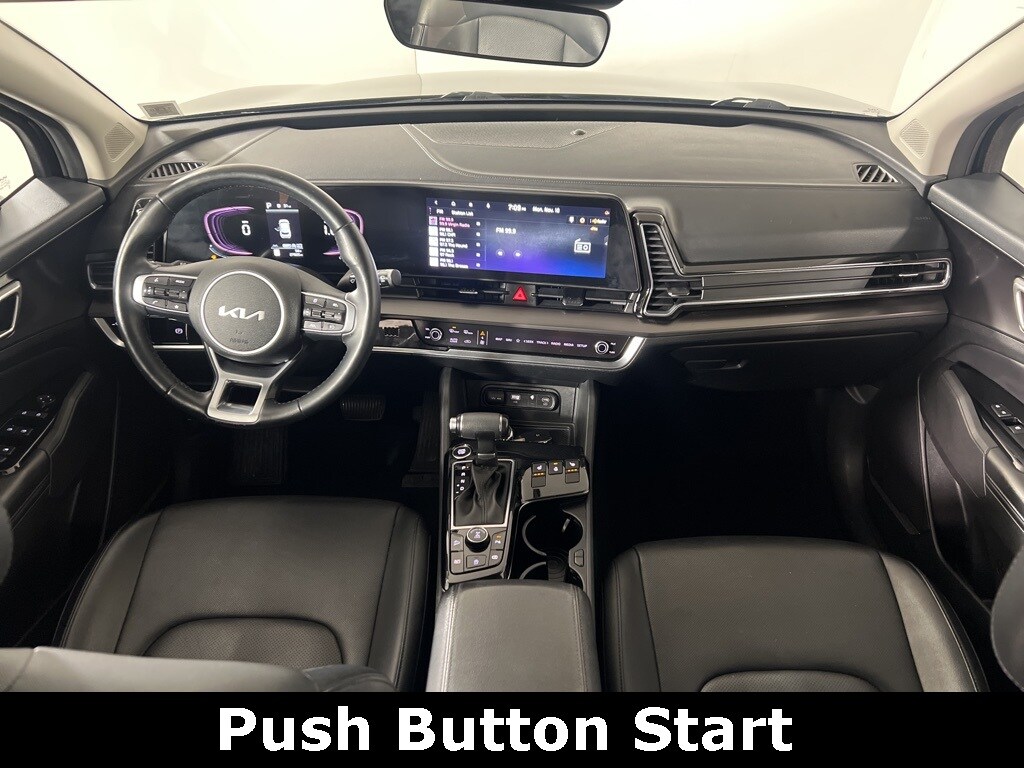 2023 Kia Sportage EX photo 2