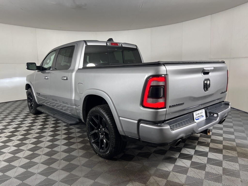 2022 Ram 1500 Laramie photo 3