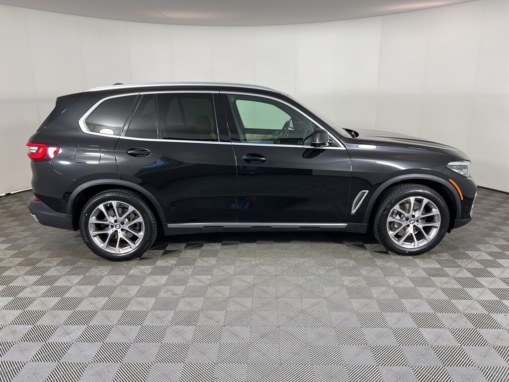 2022 Bmw X5 xDrive40i photo 3