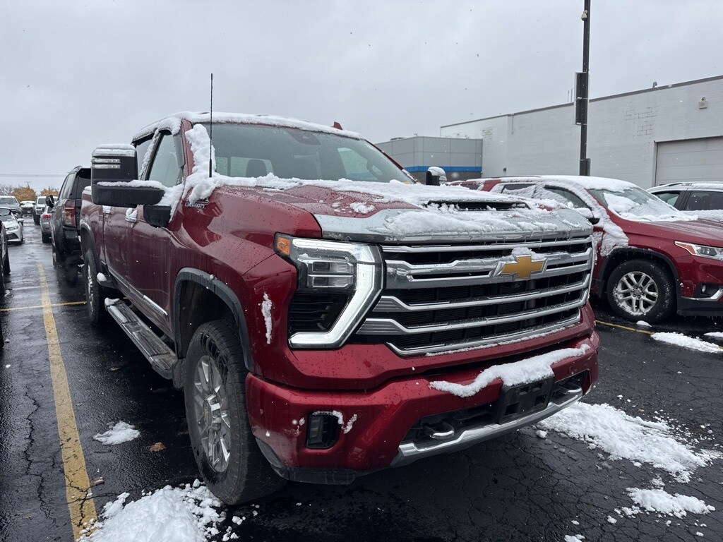 2024 Chevrolet Silverado 2500HD High Country photo 2