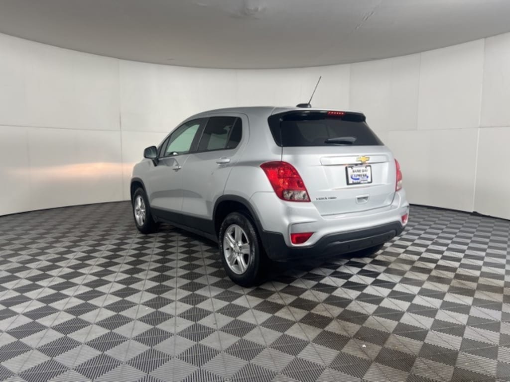 Used 2022 Chevrolet Trax LS SUV