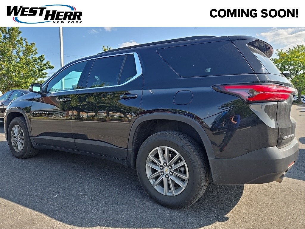 2023 Chevrolet Traverse Leather photo 3