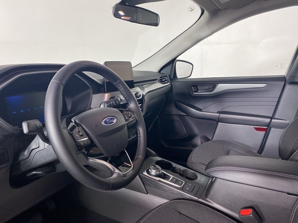 2025 Ford Escape Active photo 2