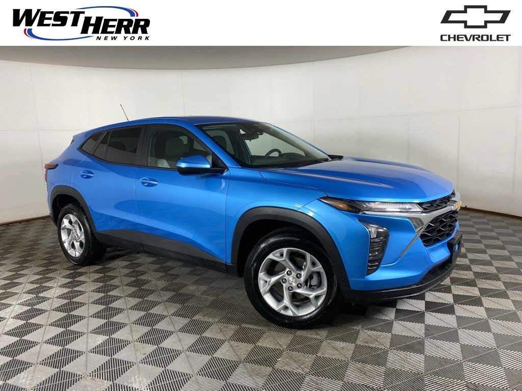 Certified 2025 Chevrolet Trax LS SUV