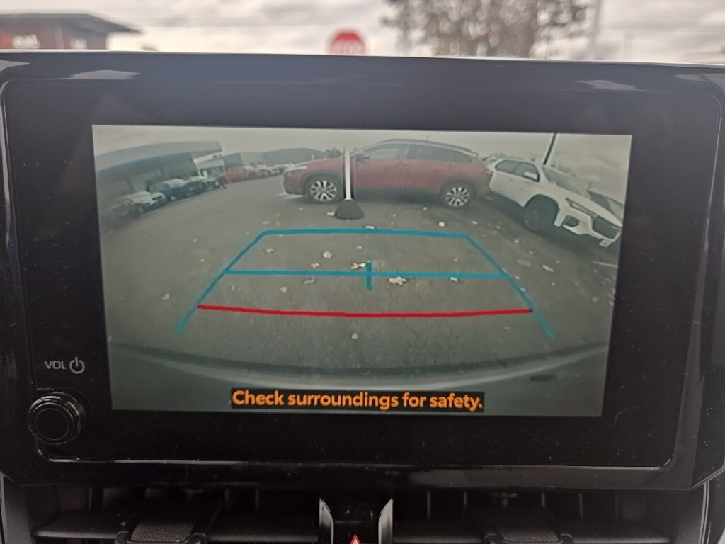 2023 Toyota Corolla Cross L photo 4