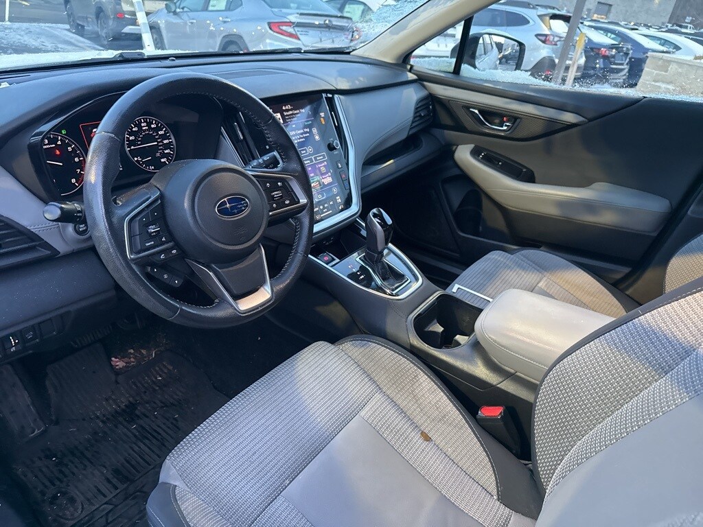 2020 Subaru Outback Premium photo 2