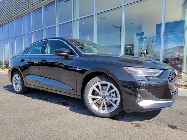 2025 Audi A3 2.0T Premium photo 4