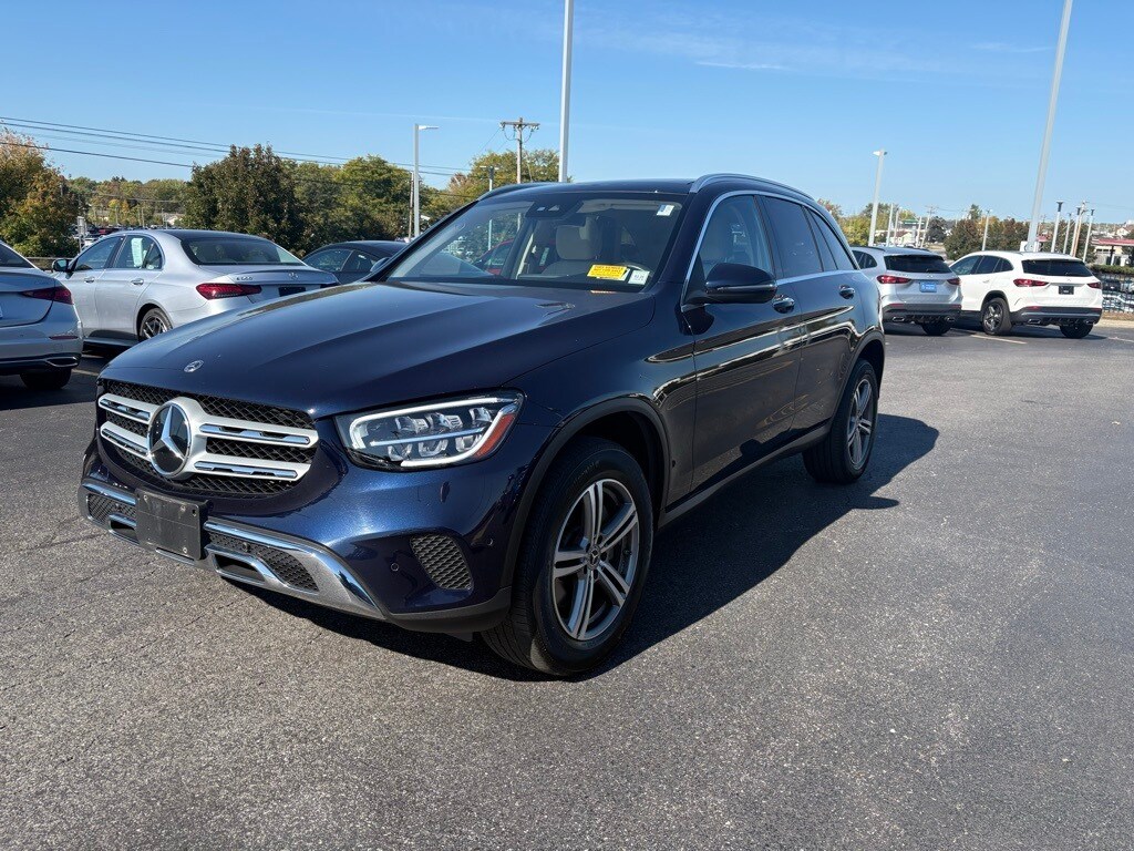 2022 Mercedes Benz GLC 300 4MATIC photo 3