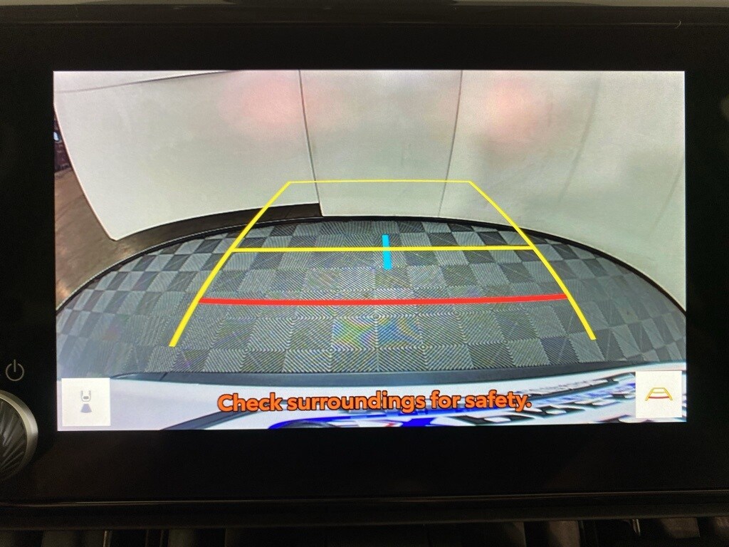 2023 Toyota RAV4 XLE photo 3