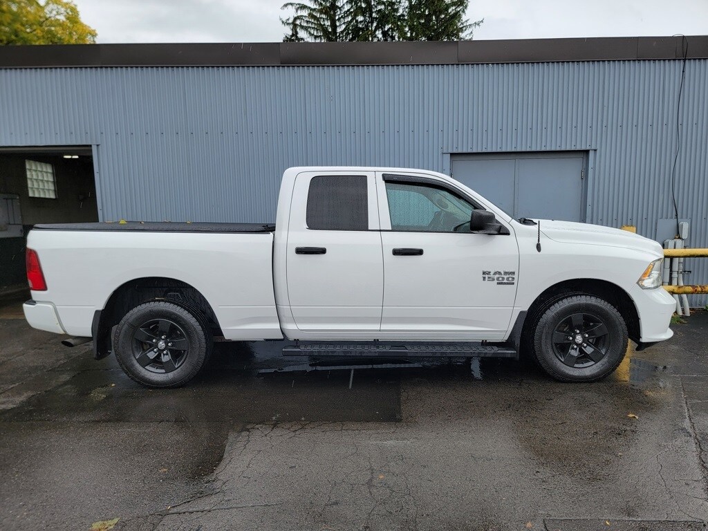 2019 Ram 1500 Classic Tradesman photo 2