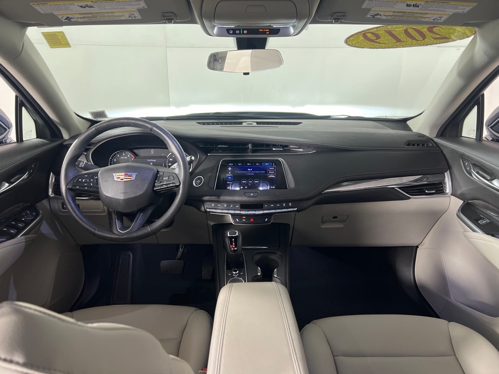 Used 2019 Cadillac XT4 Luxury with VIN 1GYAZAR4XKF131453 for sale in Bowmansville, NY