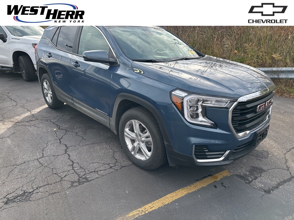 Used 2024 GMC Terrain SLE SUV