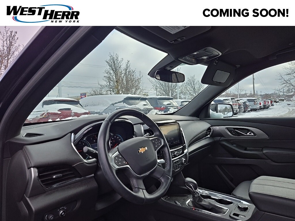 Used 2023 Chevrolet Traverse LT Leather SUV