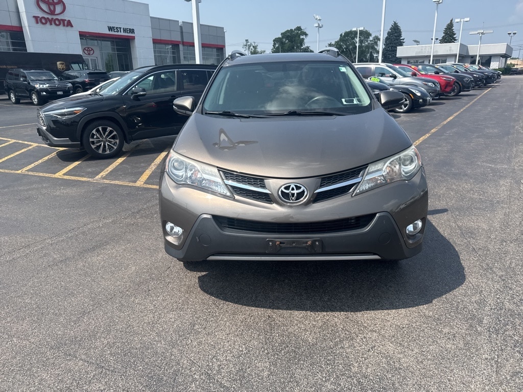 Used 2015 Toyota RAV4 XLE with VIN 2T3RFREV1FW333259 for sale in Bowmansville, NY