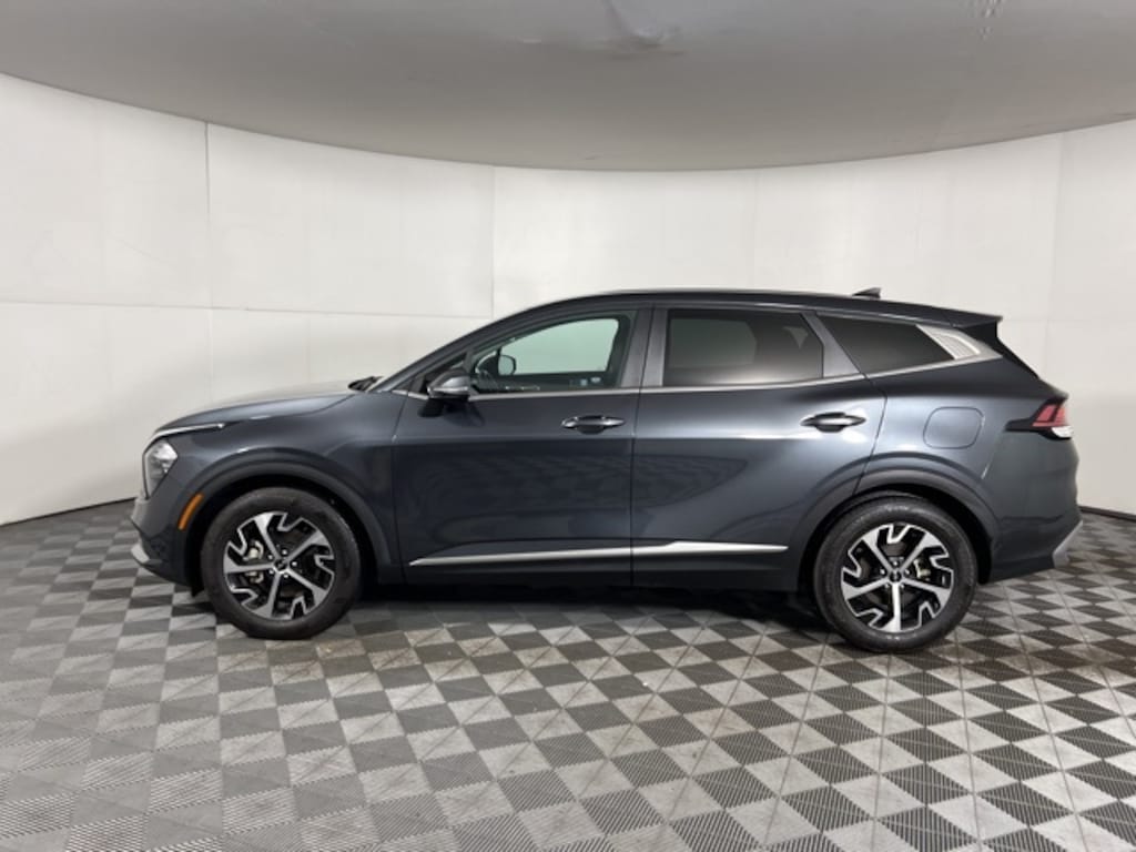 Used 2023 Kia Sportage EX SUV