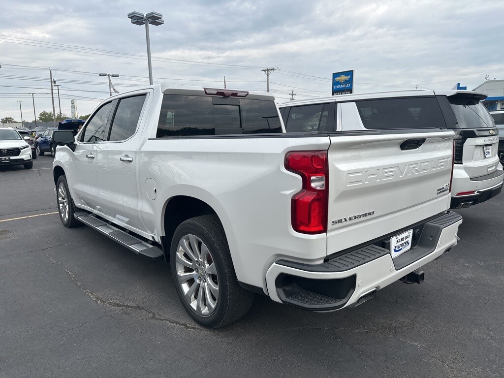 2021 Chevrolet Silverado 1500 High Country photo 3