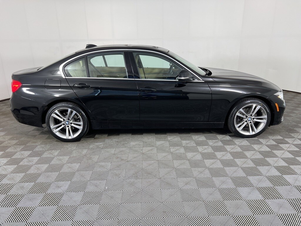 2016 Bmw 328i xDrive Sedan photo 3