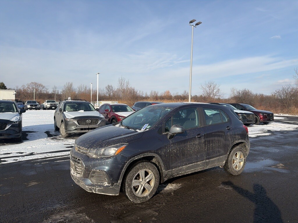 Used 2018 Chevrolet Trax LS SUV