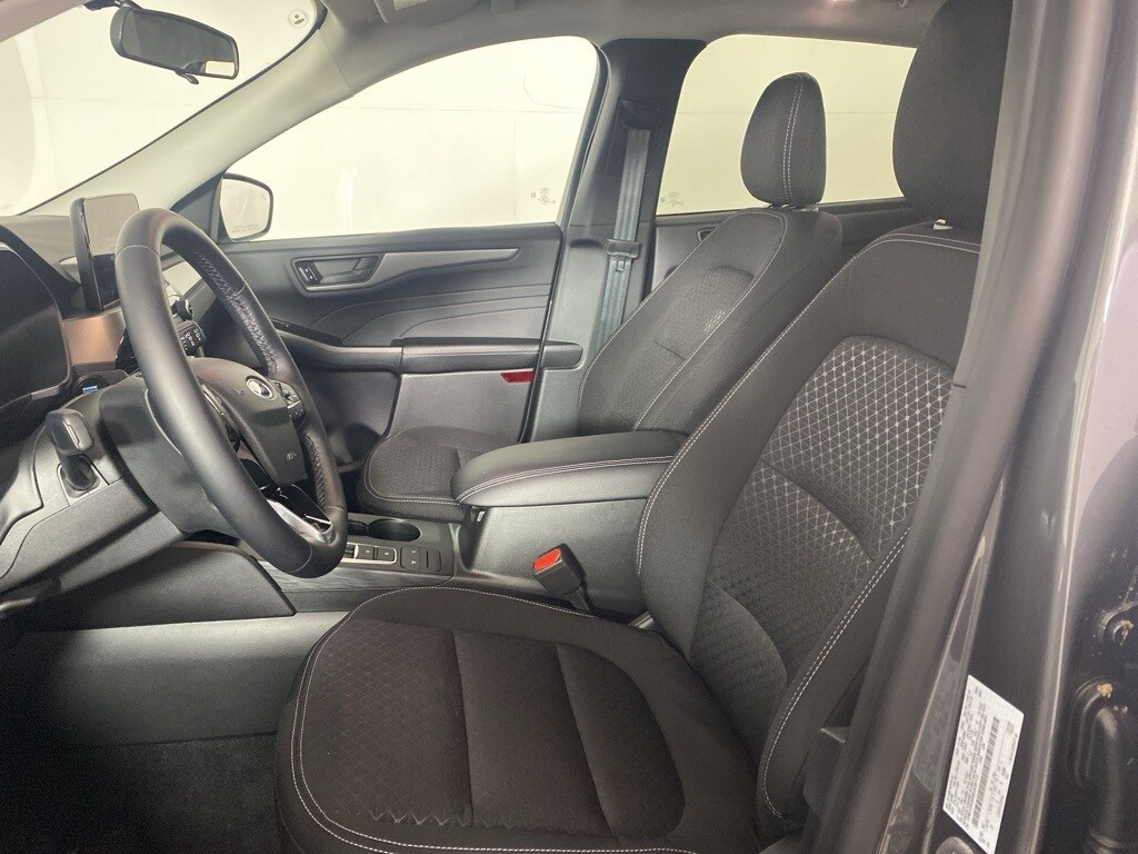 2025 Ford Escape Active photo 2