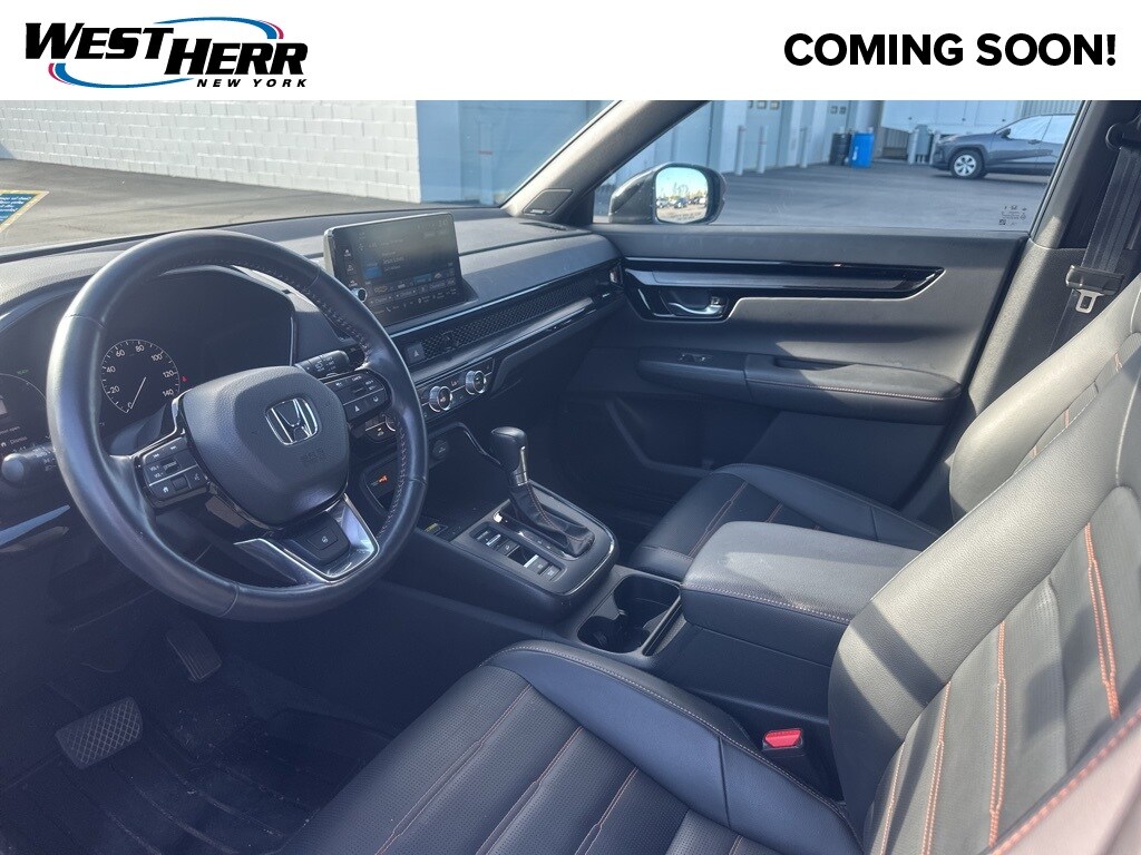 2023 Honda CR-V Hybrid Sport Touring photo 2