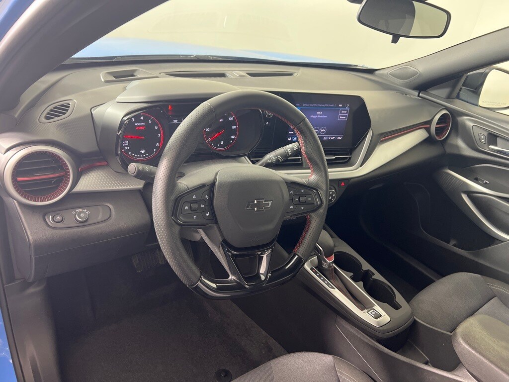 Used 2024 Chevrolet Trax 1RS SUV