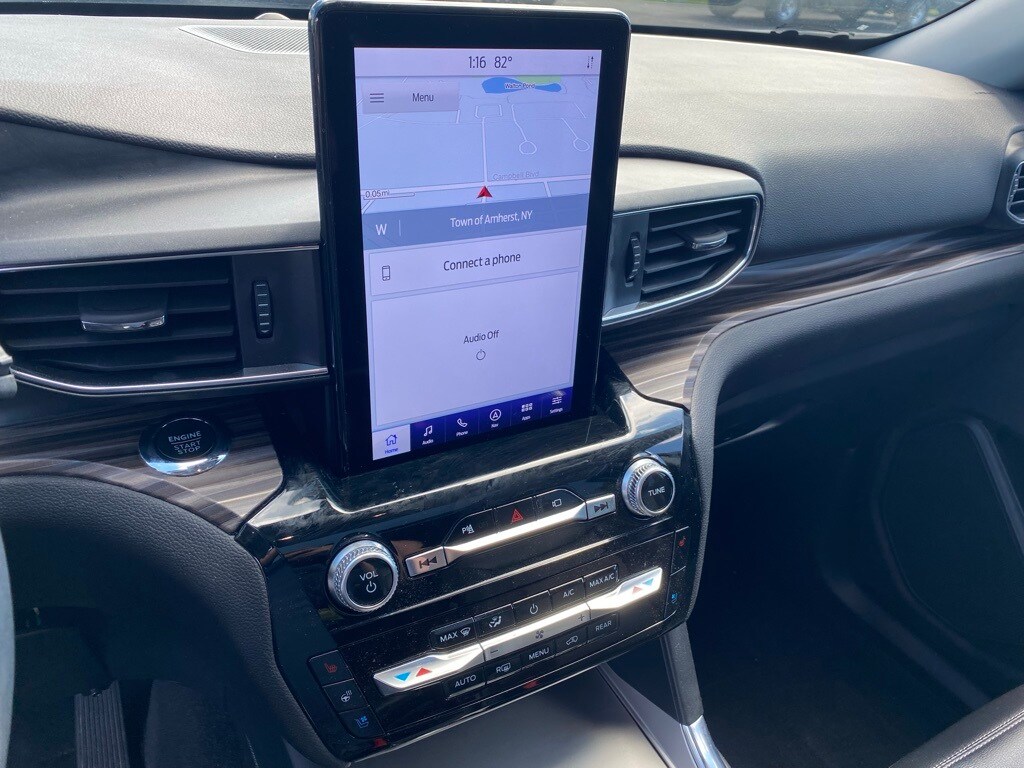 2023 Ford Explorer Limited photo 3