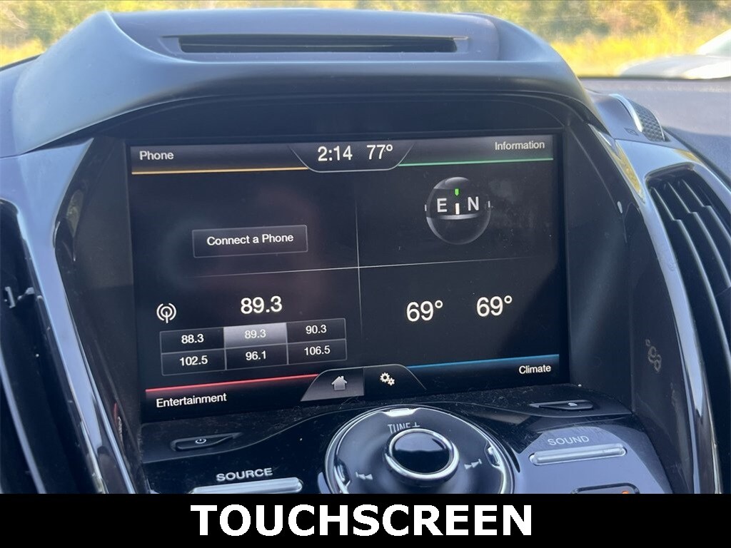 2015 Ford Escape Titanium photo 2