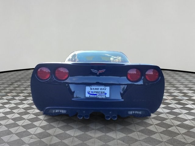 2007 Chevrolet Corvette Base Coupe photo 4