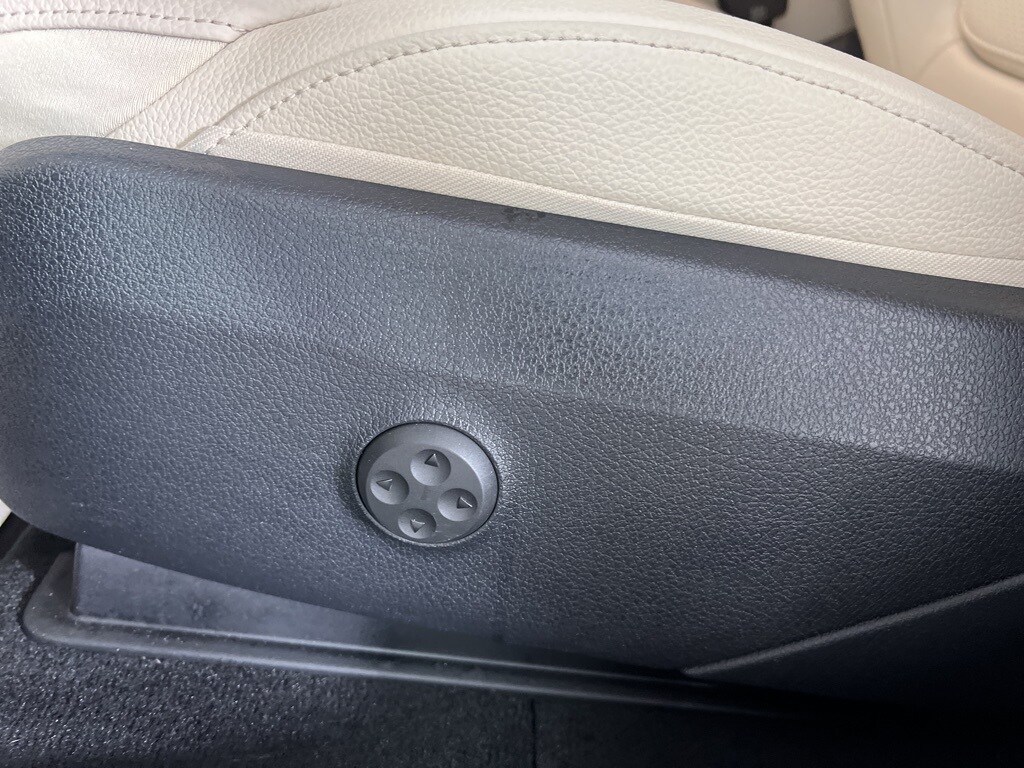 Certified 2025 Mercedes-Benz GLC 300 4MATIC SUV