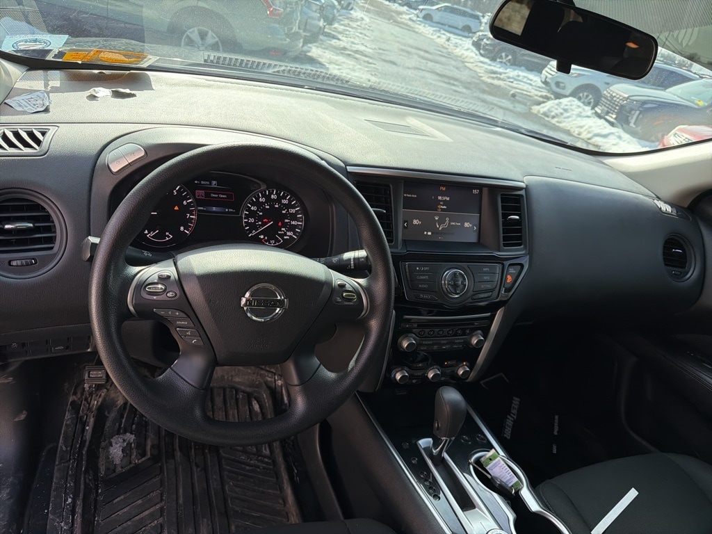 Used 2020 Nissan Pathfinder S SUV