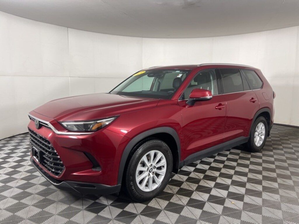 Used 2024 Toyota Grand Highlander XLE SUV