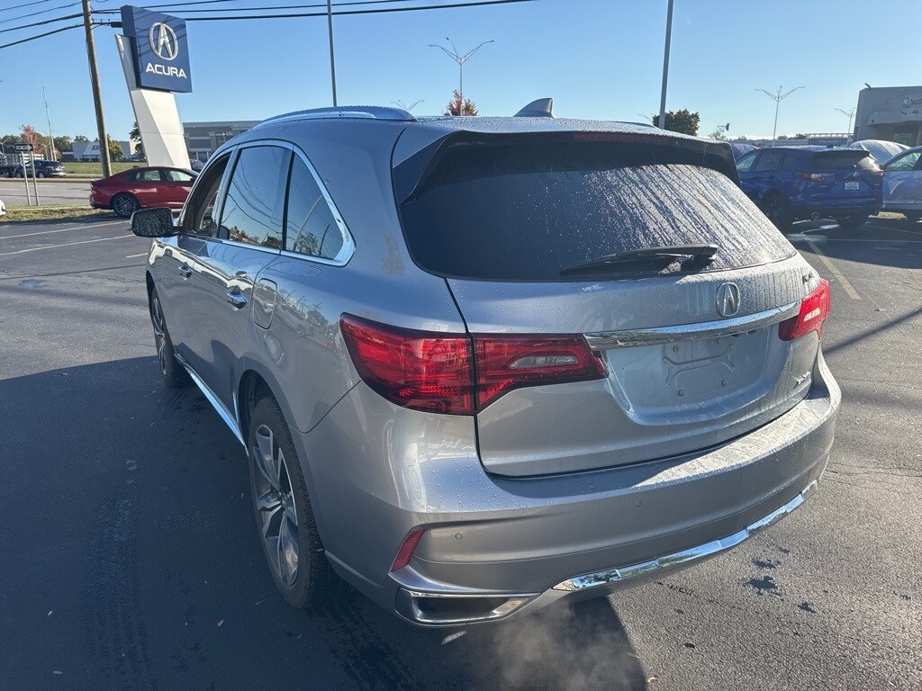 2020 Acura MDX SH-AWD Advance photo 2
