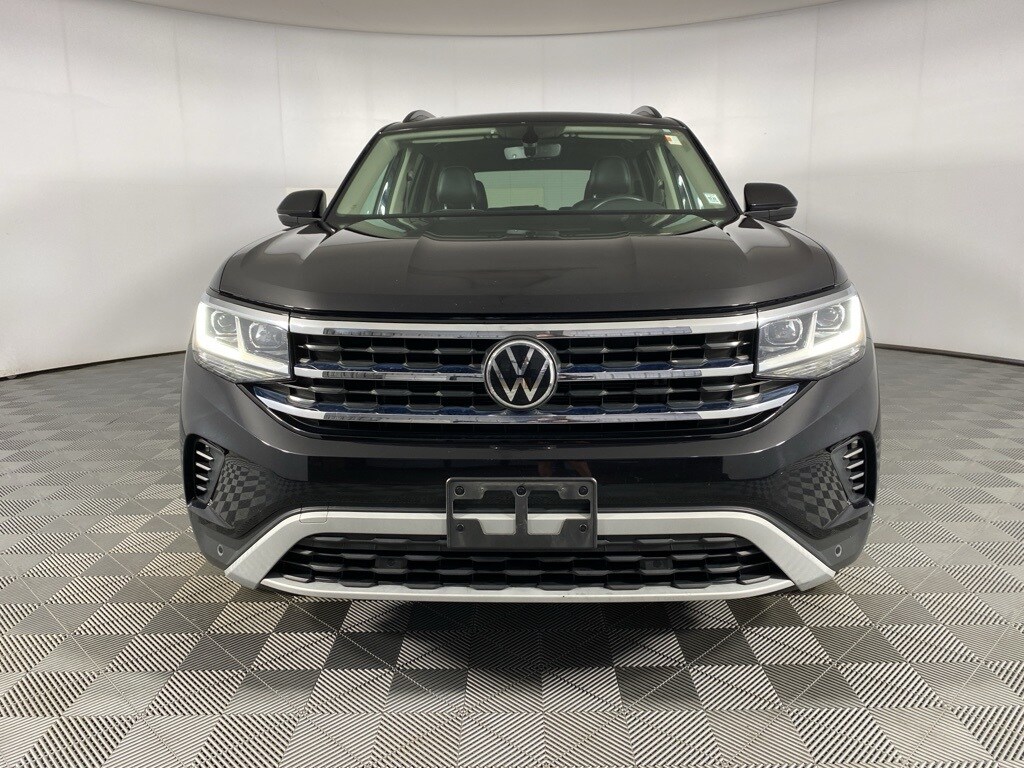 2022 Volkswagen Atlas SE Technology photo 2