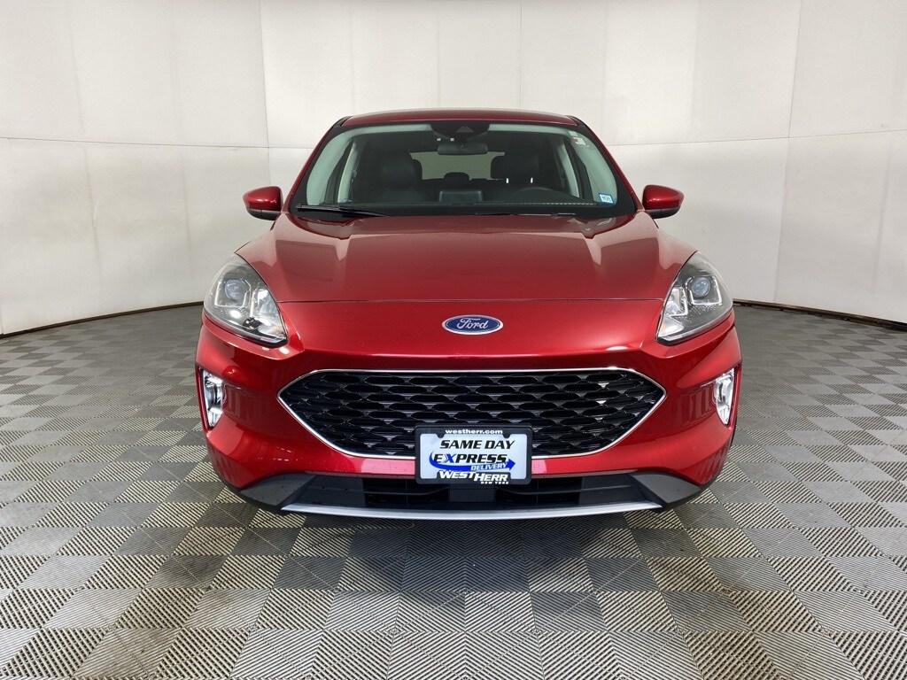 2022 Ford Escape SEL photo 2