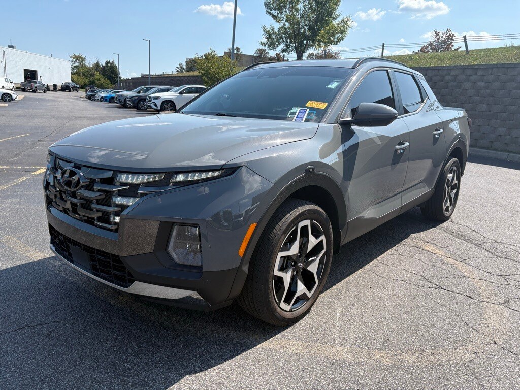 2023 Hyundai Santa Cruz Limited photo 3