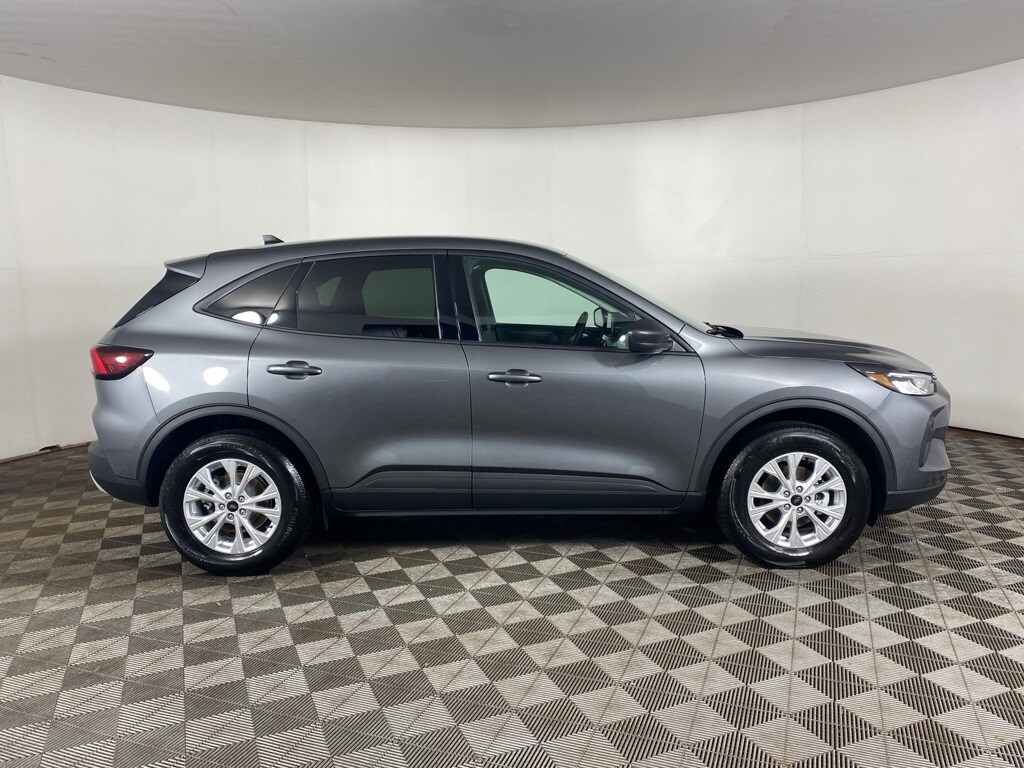 2025 Ford Escape Active photo 3