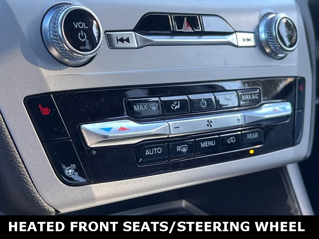 Used 2023 Ford Explorer XLT SUV