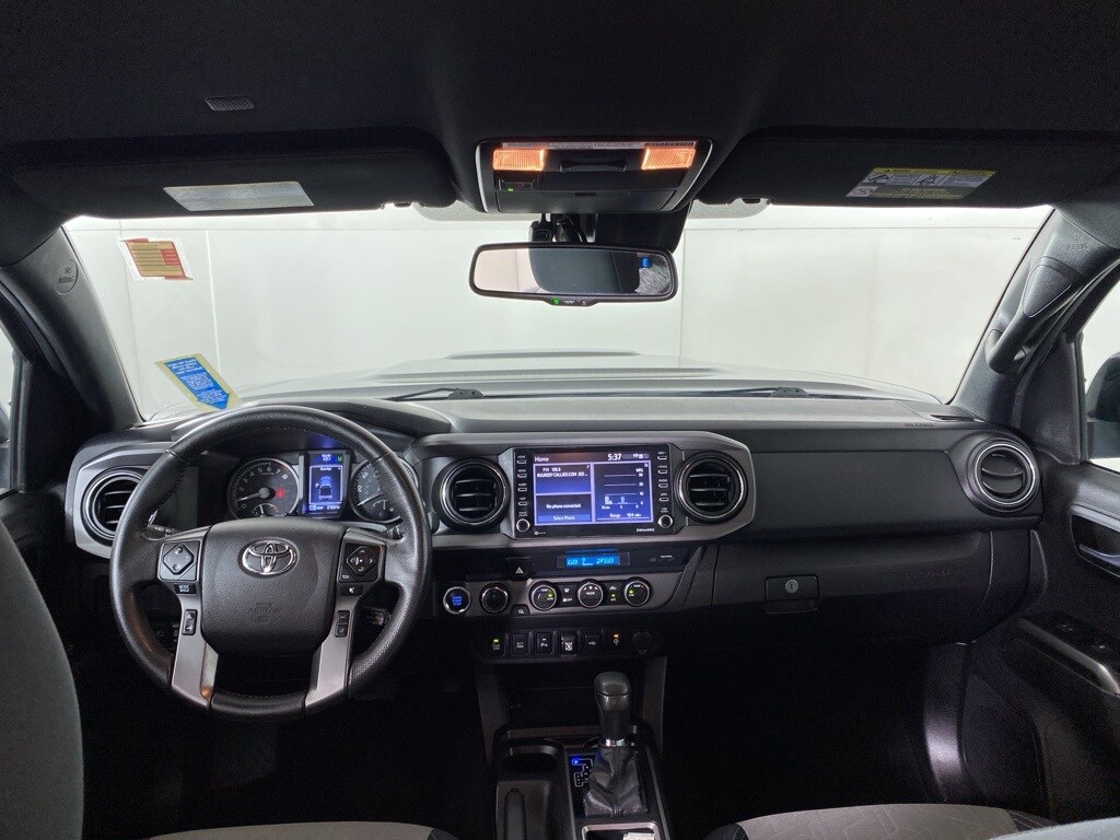 2021 Toyota Tacoma TRD Sport V6 photo 2