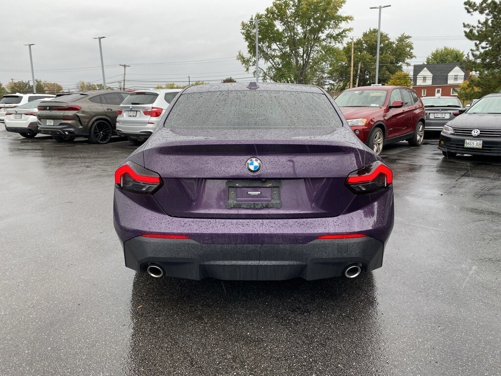 2023 Bmw 230i xDrive Coupe photo 3