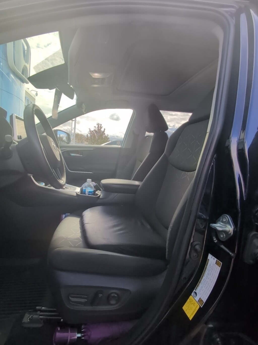 Used 2023 Toyota RAV4 Hybrid XLE SUV