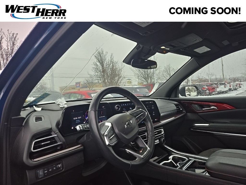 Used 2024 Chevrolet Traverse Z71 SUV