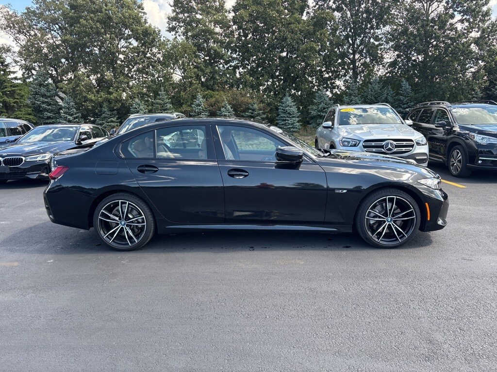 2023 Bmw 330e xDrive Sedan photo 3