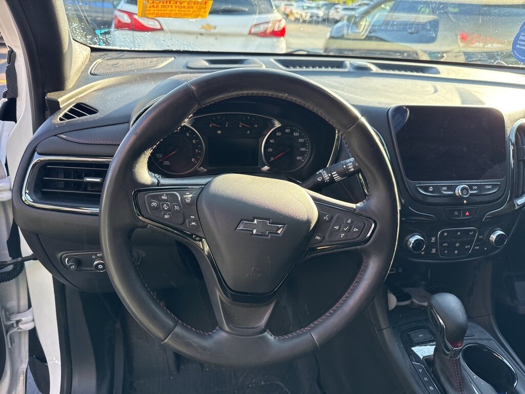 2022 Chevrolet Equinox RS photo 2