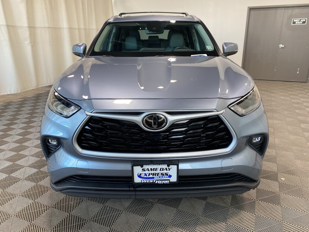 Used 2023 Toyota Highlander L SUV