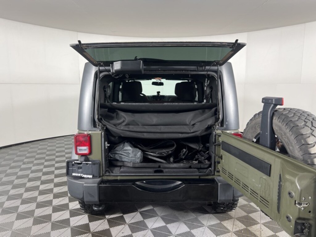 Used 2015 Jeep Wrangler Unlimited Sport 4x4 SUV