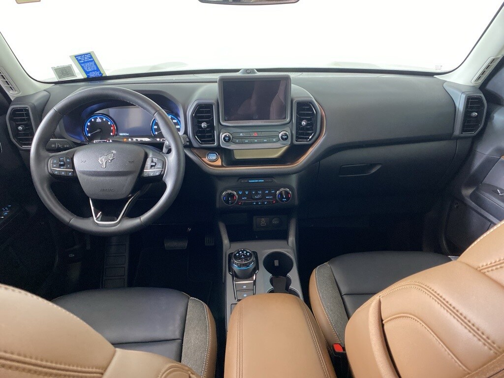 2024 Ford Bronco Sport Outer Banks photo 2