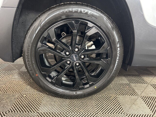 2020 Gmc Terrain SLT photo 2
